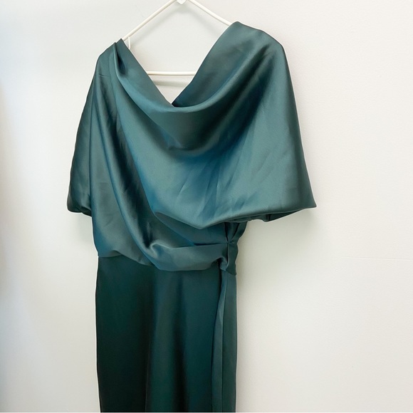 NWT Anthropologie Amsale Pryce Off-the-Shoulder Column Dress Dark Green Size 8 - Picture 12 of 13